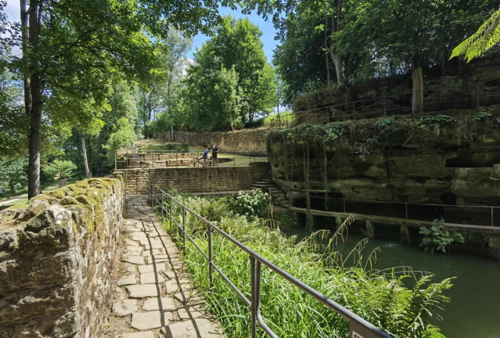 Felsenweiher Ernzen