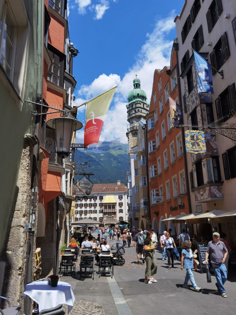 Städtereise Innsbruck - von der Altstadt direkt in die Berge
