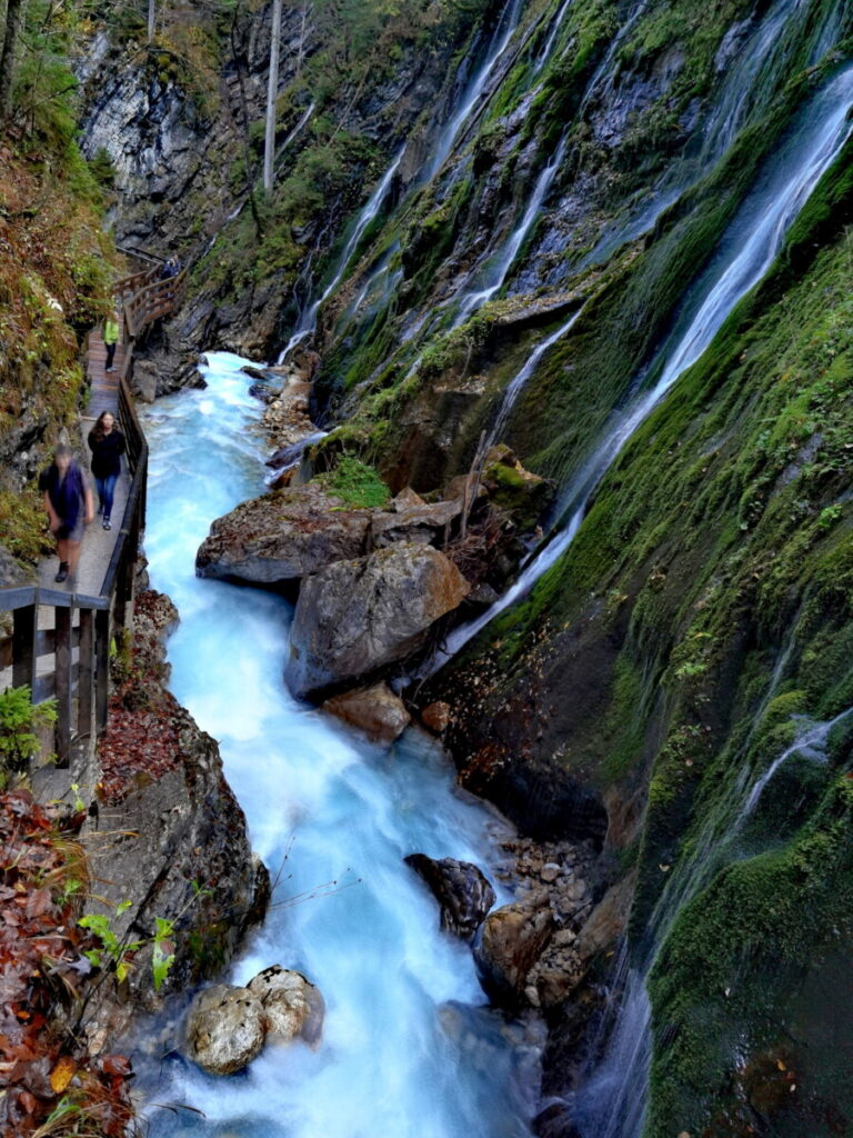 Urlaub in Deutschland mitten in berauschend schöner Natur: Die Wimbachklamm in den Berchtesgadener Alpen